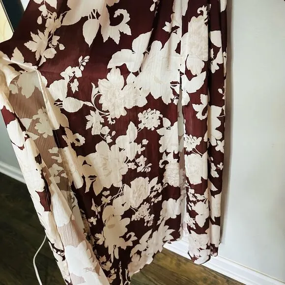 NWT VICI COLLECTION Brown Floral Print Long Sleeve Waist Tie Maxi Dress XS