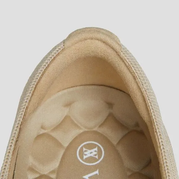 NWT Vivaia Almond Square Toe Margot 2.0 Walker Knitted Flats Size 9 EU 40