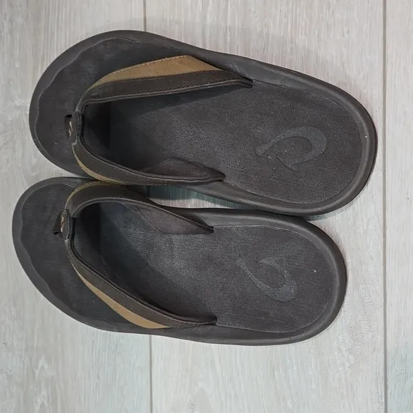 Olukai Mens Wehi' Ohana Sandals Flats slide shoes sz 9