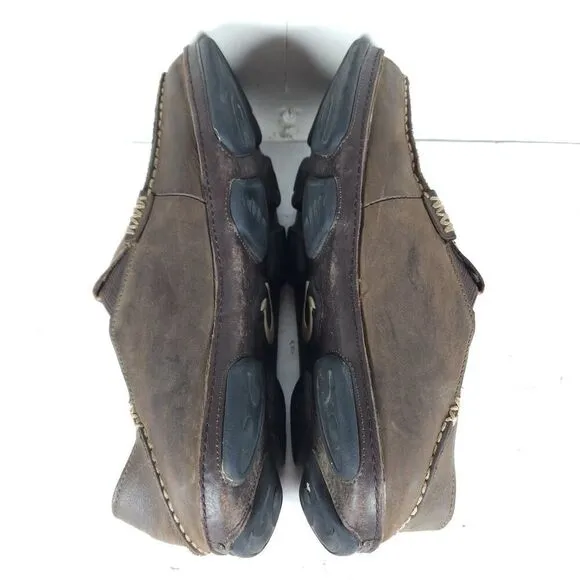 OluKai Men's Moloa US 8,5 Brown Leather Flats Loafer Slippers Shoes