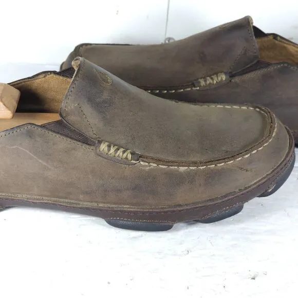 OluKai Men's Moloa US 8,5 Brown Leather Flats Loafer Slippers Shoes