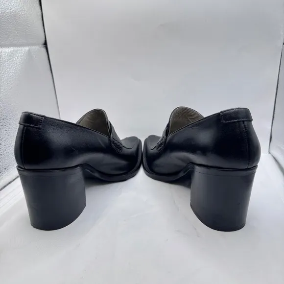 Omari Italy Black Leather Heels Pointed Toe Block Heel Size 38 7-7.5 US woman