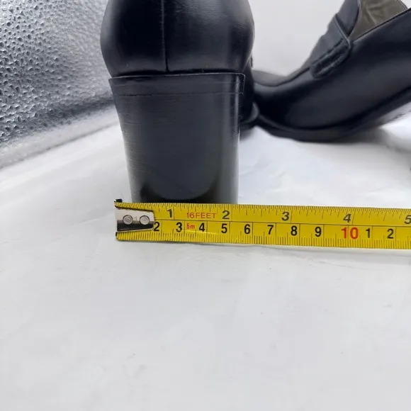 Omari Italy Black Leather Heels Pointed Toe Block Heel Size 38 7-7.5 US woman