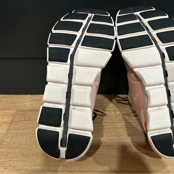 On Cloud X Shift women’s size 8.5