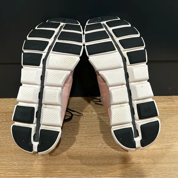 On Cloud X Shift women’s size 8.5