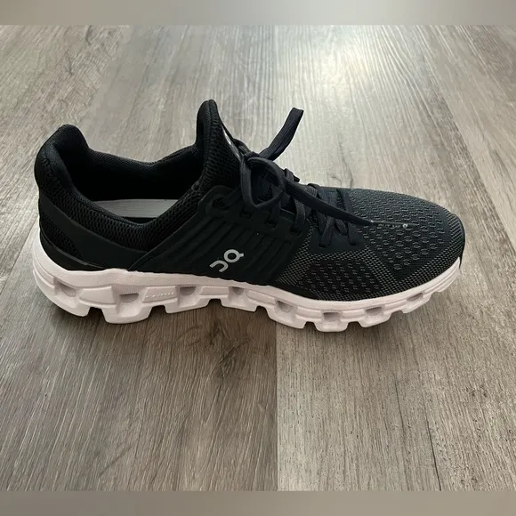 On Cloudswift Running Shoes black Size 9.5