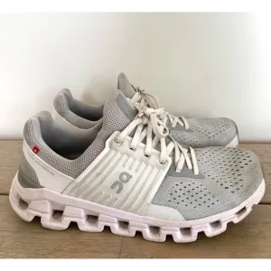 On Cloudswift Swiss Engineering Women's Size 9 white gray running shoes