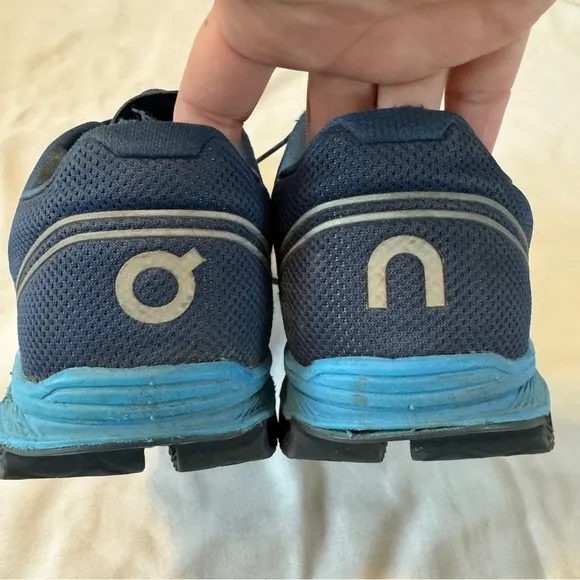 On Running 10 Cloud Surfer Blue Athletic Sneakers Shoes Lace Up
