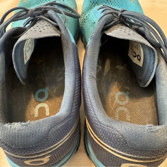 On Running 10 Cloud Surfer Blue Athletic Sneakers Shoes Lace Up