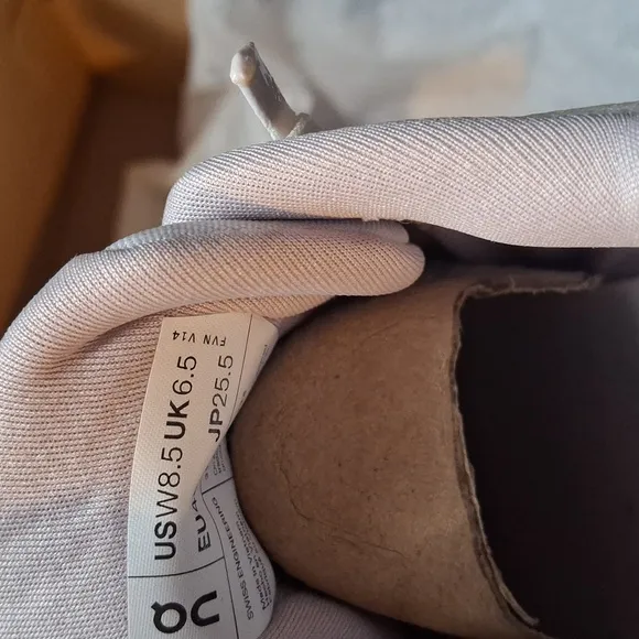 On Running Cloudtilt Women's Color: Sand Lavender Size: 8.5