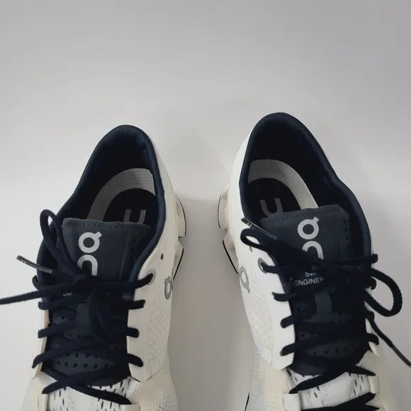 ON RUNNING On Cloud X Running Shoes Size 10.5