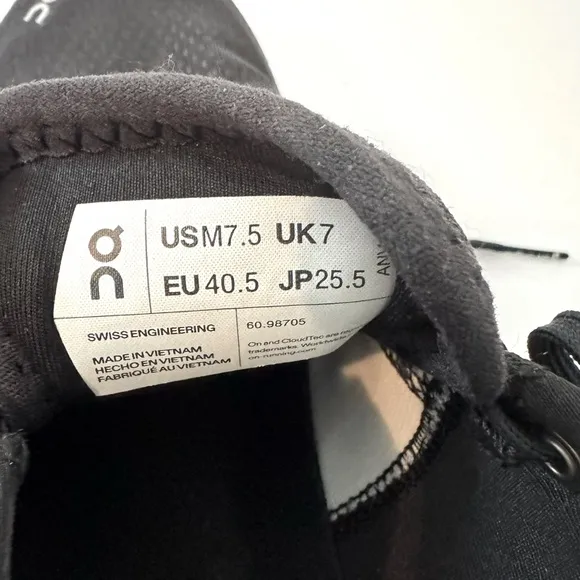 On Running Size 7.5 Men's Cloud X Black Trainers Athletic Shoes Sneakers