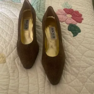 Pancaldi | vintage  Italian Brown Suede Leather Short Heel Shoes. 8M. Excellent