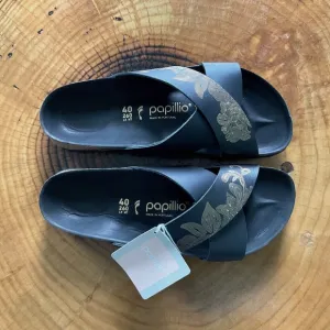 Papillio Sandals made by Birkenstock Black w/ Gold Print Ladies 9 /Mens 7