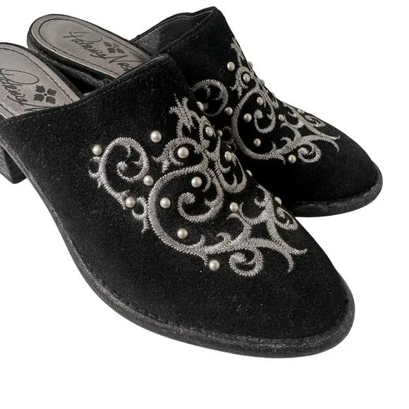 Patricia Nash Black Suede Leather Western Embroidered Beaded Mule Shoes Sz. 6 M