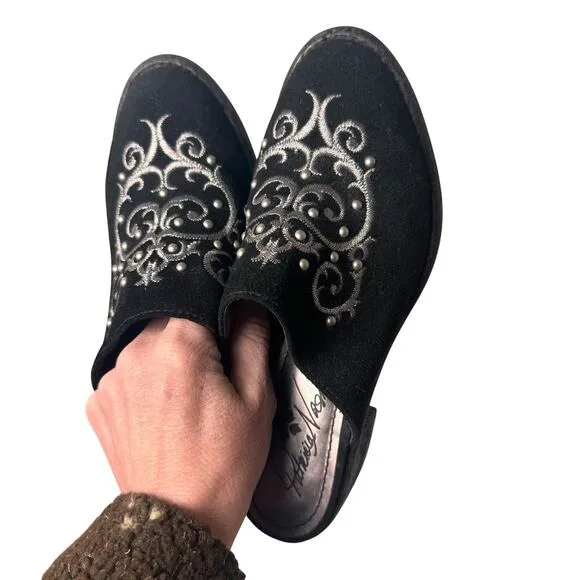 Patricia Nash Black Suede Leather Western Embroidered Beaded Mule Shoes Sz. 6 M