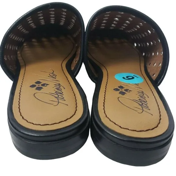 Patricia Nash Flavia Black Perforated Leather Slide Mule Shoes Size 6 NWOT