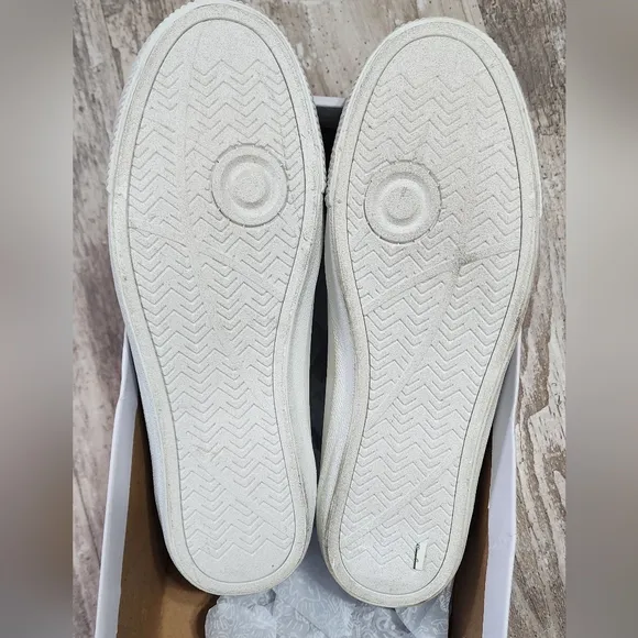 Paul Frank Vulky Women's Low White  Lace Sneakers Shoes Size 6