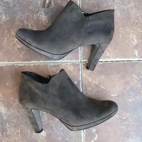 Paul Green ankle boots gray suede heeled bootie