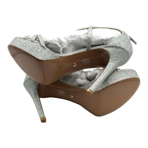 Pelle Moda Oneda Silver Glitter Platform Heels | US 8
