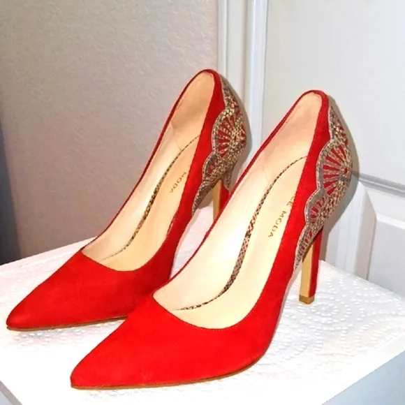 Pelle Moda Women's Red Suede Heels