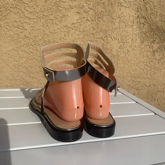 Perla Formentini gladiator metallic silver leather sandals 7.5 (European 38)