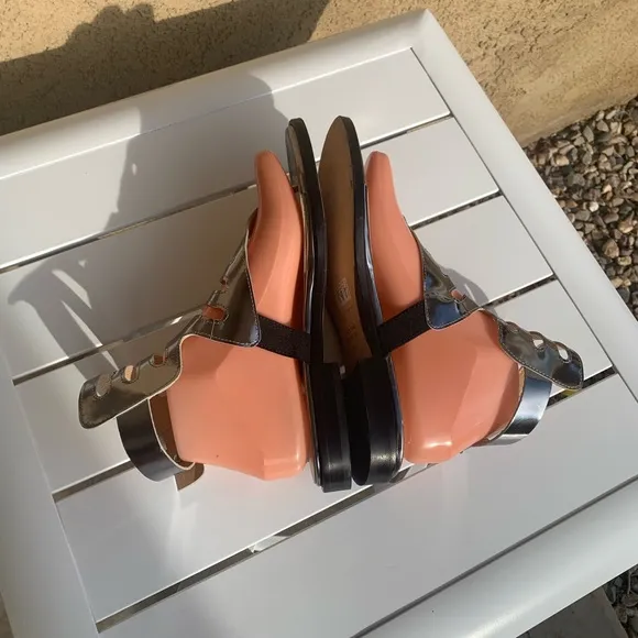 Perla Formentini gladiator metallic silver leather sandals 7.5 (European 38)