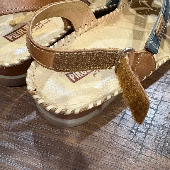 Pikolinos Blue and Brown Leather Sandals size 40