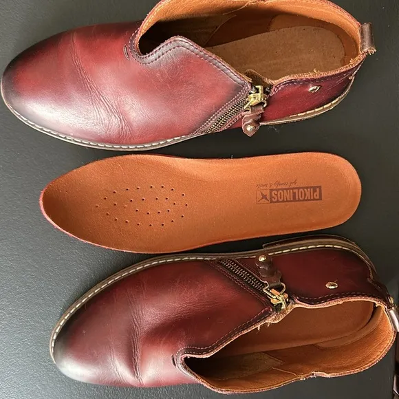 Pikolinos Burgundy Calf Leather Ankle Boots Side Zipper Stitching  Size 37 Us 8