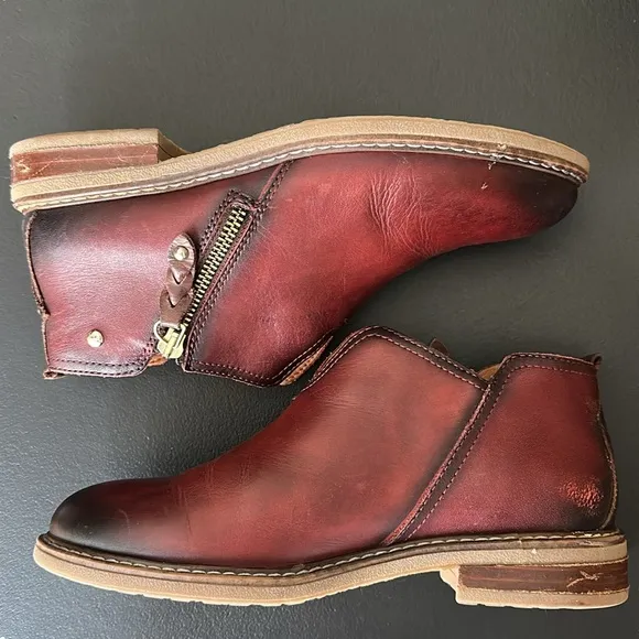 Pikolinos Burgundy Calf Leather Ankle Boots Side Zipper Stitching  Size 37 Us 8