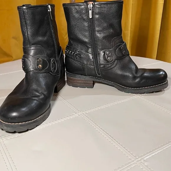 Pikolinos Leather Moto Boots Chain Accent Buckle‎ Detail Black Ankle Boots