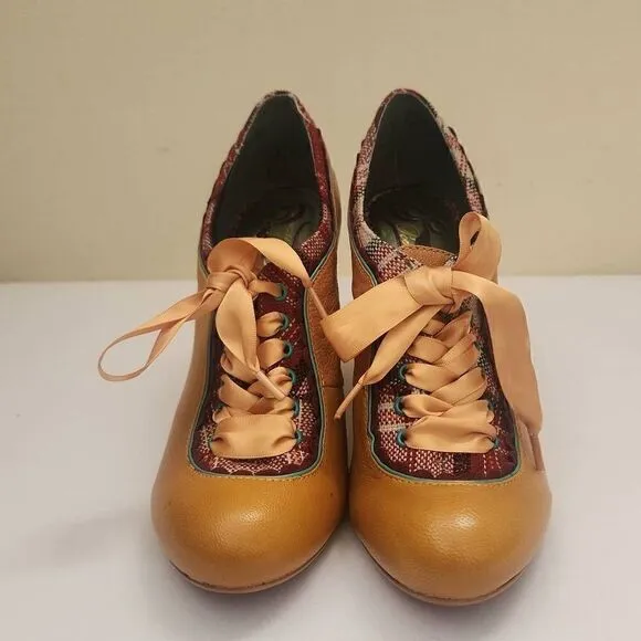 Poetic Licence London Vintage Granny Lace Up Style, Gold Leather, Sz. 7, Pre-Own