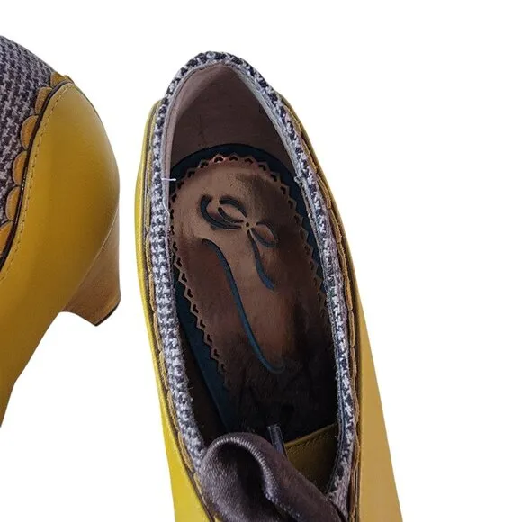 Poetic License Backlash Oxford Yellow Heels - Size 7 1/2