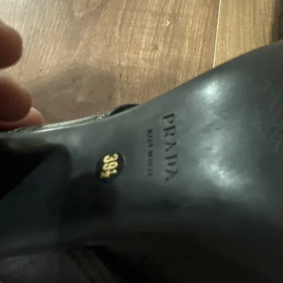 PRADA slingback heels buckle 39 1/2