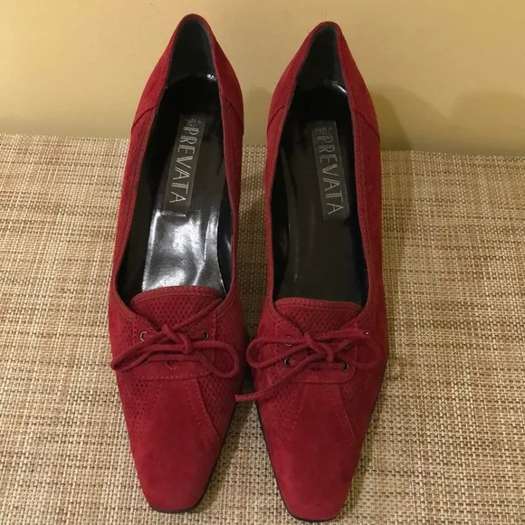 PreVata| Vintage- Made in Italy 🇮🇹 Women's Red Suede Shoes Size 9-Heels 3”
