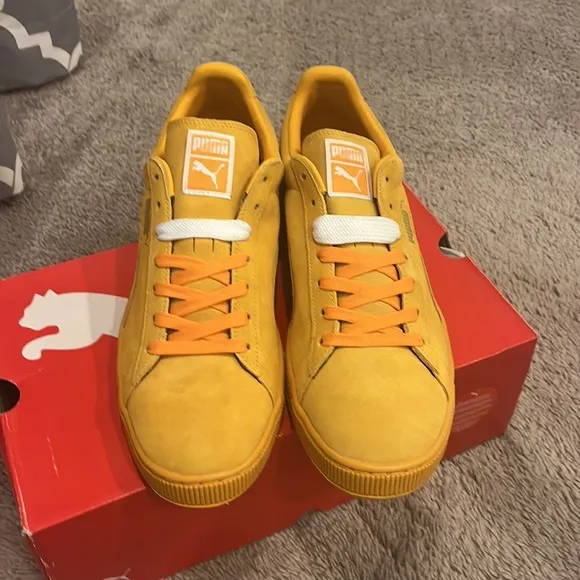 Puma Suede Classics shoes sneakers new 356568 47 gold fusion team gold men’s