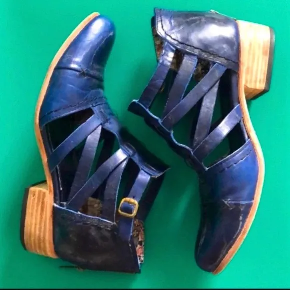 Rare FREEBIRD by STEVEN Shoes HOPE Leather Sandals Ankle Boots Blue Size 8