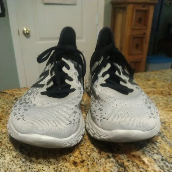 Rare New Balance Mens Mbecngr2 Gray Running Shoes Size 13 (D)