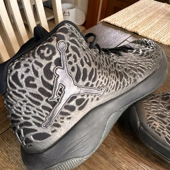 RARE! Nike Air Jordan Mens Ultra Fly 834268Metallic Hematite Basketball Shoes 13