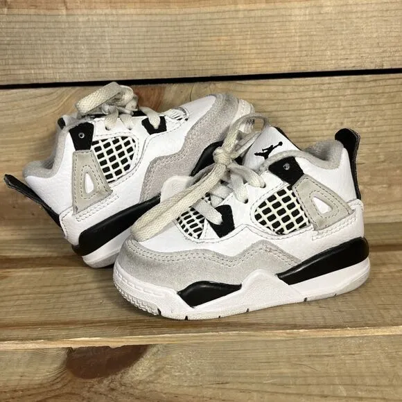 RARE Size 4C - Nike Air Jordan 4 Retro “Military Black” Toddler Shoes BQ7670-111