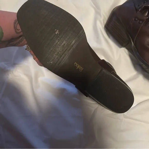 Reba low rider ankle high brown leather boots 9.5
