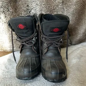 Red Ball winter snow boots thinsulate removable  liners size 3 youth?