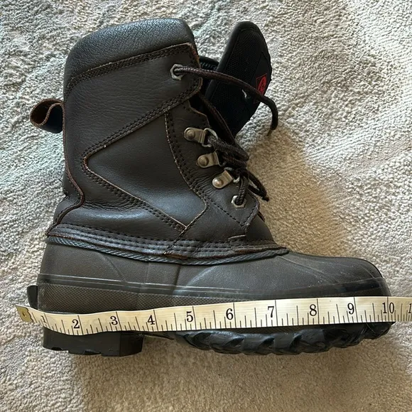 Red Ball winter snow boots thinsulate removable  liners size 3 youth?