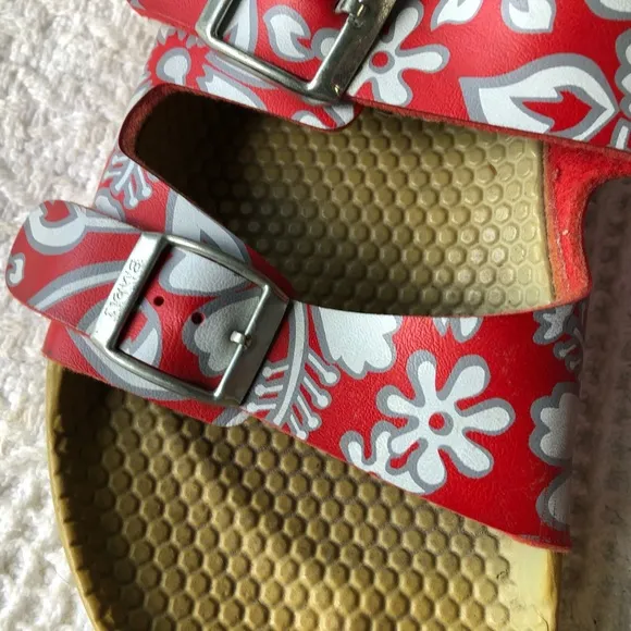 Red Floral Sandals with Buckles