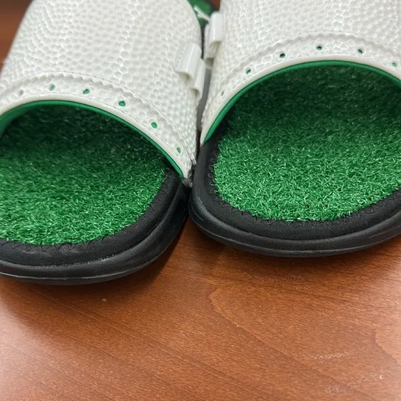 Reef Mulligan Men's White and Green Golf Slides Sz 9 New