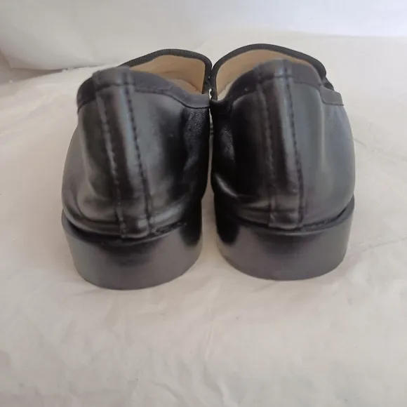 Repetto flats heels Flower Embroidery black Rare size 38