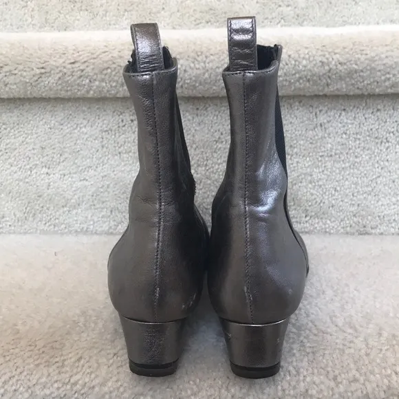 Robert Clergerie Silver Metallic Ankle Boots