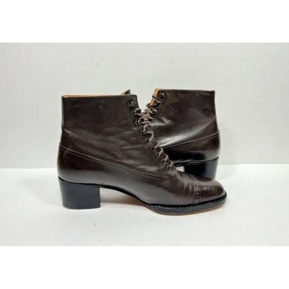 Robert Clergerie Barney’s New York Women’s Size 7.5 Brown Ankle Boots Cap Toe