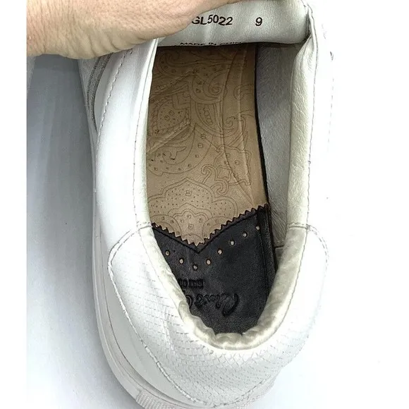 Robert Graham Delgado Mens White Embossed Leather Sneakers Shoes sz 9 rts$220
