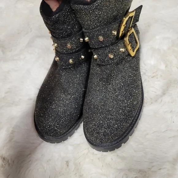 Ross and Snow Womens Stefana Genuine Shearling Lined Weatherproof Glitter Boots